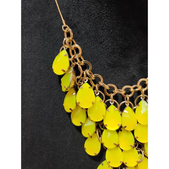 Women's Yellow Teardrop Statement Necklace Adjustable Chain Lock Fashion Jewelry - Picture 5 of 6